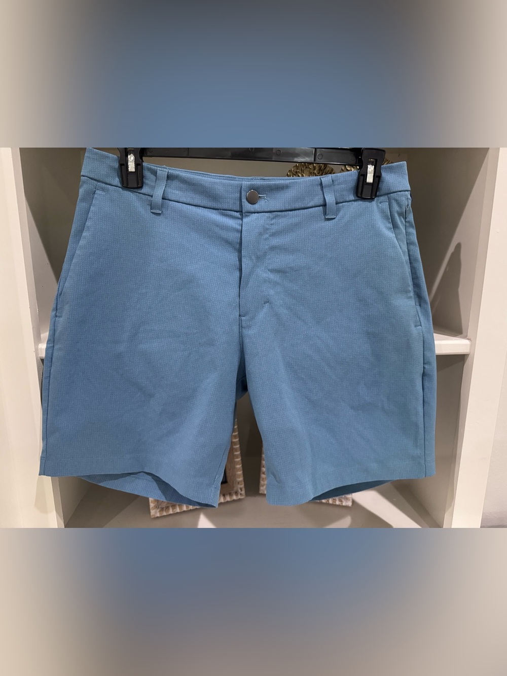 Lululemon ABC shorts Sz 33